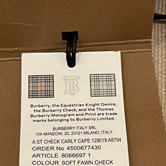 BURBERRY CARLY SOFT FAWN COLOR CHECK CASHMERE-BLEND CAPE - Picture 8 of 8